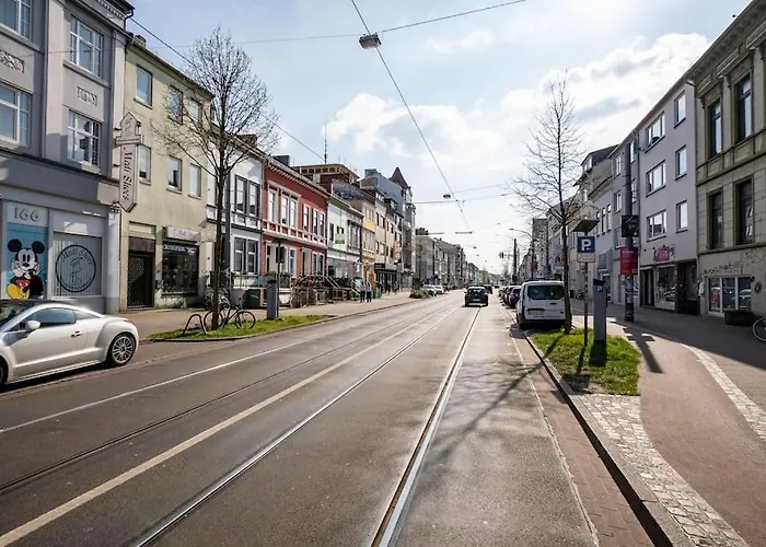 Stilvolles Fuer 4 Pers. アパート ブレーメン